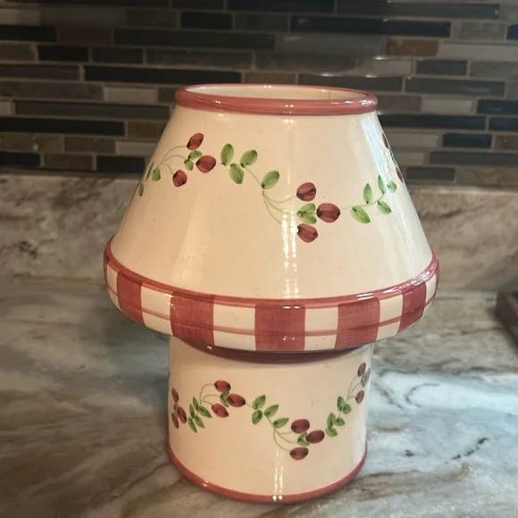 Yankee candle holder with topper. - Picture 1 of 10